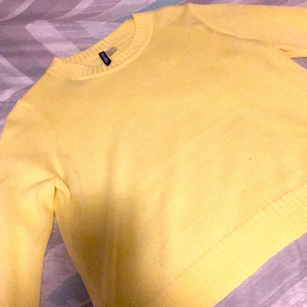 Yellow sweater, size- M, Brand- Divided by H&M